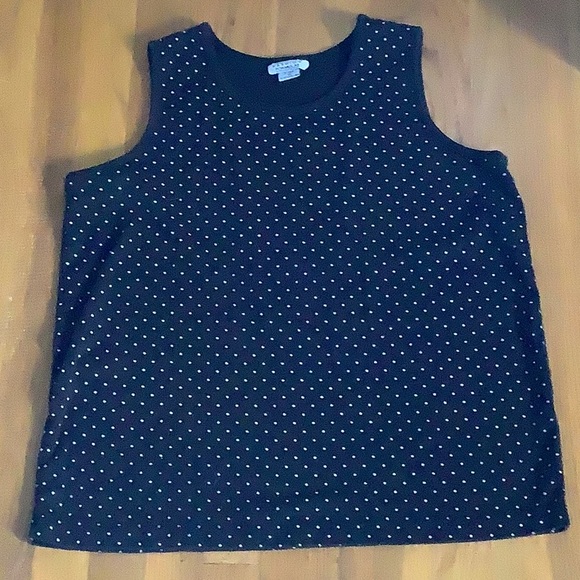 Fashion Formulas Shorts and Tank Top Set. Size 1X - Picture 2 of 6